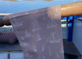 Sailing boats tea towel in pink